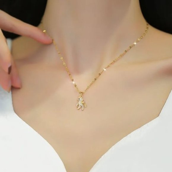 Golden Pegasus Necklace - Picture 4 of 4